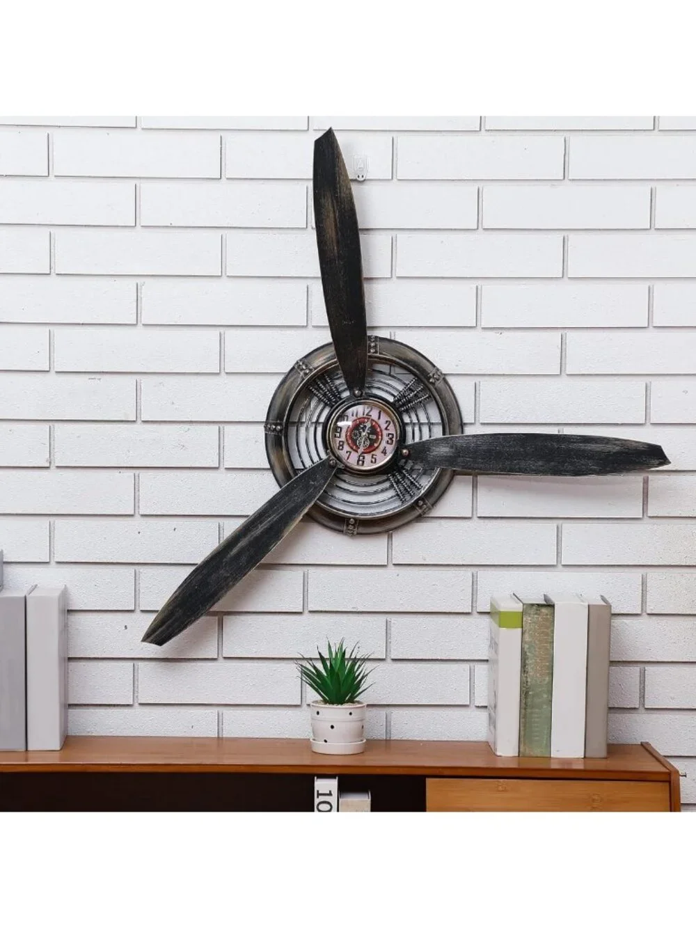 Vintage Airplane Propeller Wall Clock Decor - Metal Art, 29.5